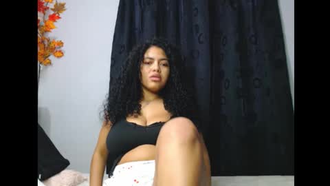 lylii_evans online show from 15, 10, 2025