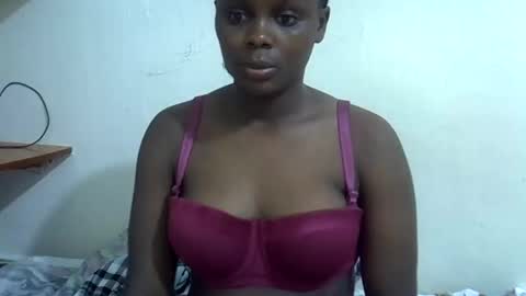 Snapshot of lyn_anna chatting on 10, 6, 2026 lyn_anna online show from 10, 6, 2026