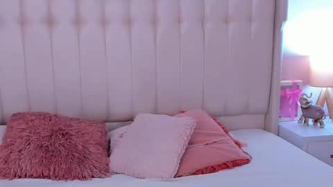 Lyn online show from 4, 10, 2025