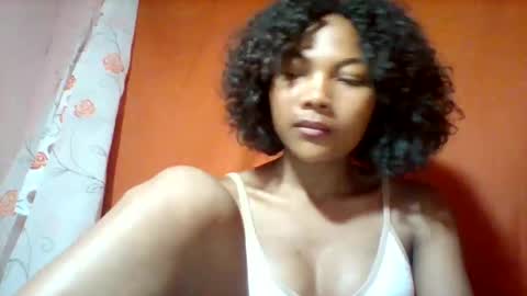 lyndah19 online show from 27, 11, 2025