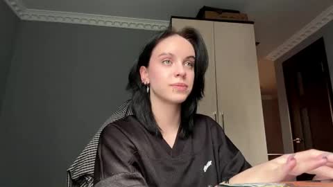 Snapshot of lynettawiseman chatting on 17, 5, 2026 Eva online show from 17, 5, 2026