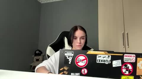 Snapshot of lynettawiseman chatting on 3, 7, 2026 Eva online show from 3, 7, 2026