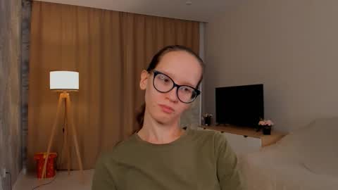 Sara online show from 19, 9, 2025