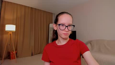 Sara online show from 3, 10, 2025