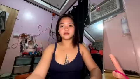 I am Lyn- DONT FORGET TO FOLLOW ME online show from 14, 11, 2025