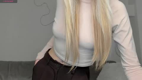 Snapshot of lynnadream_ chatting on 27, 5, 2026 lynnadream_ online show from 27, 5, 2026