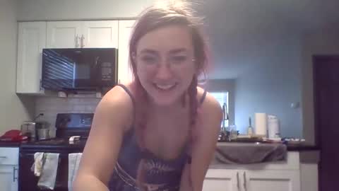 Lynn  online show from 1, 2, 2026