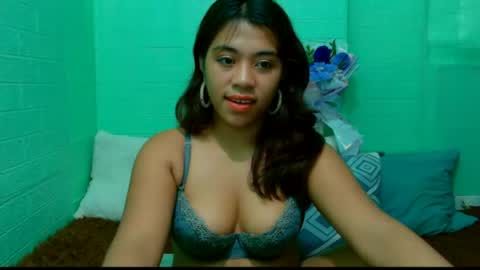 Snapshot of lynskaye2005 chatting on 28, 7, 2026 Lyn online show from 28, 7, 2026