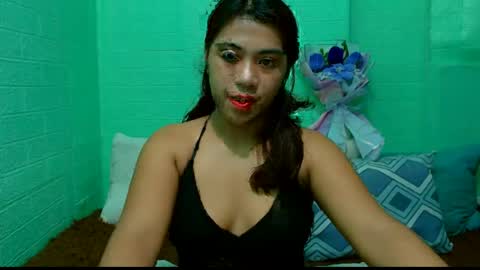 Snapshot of lynskaye2005 chatting on 30, 7, 2026 Lyn online show from 30, 7, 2026