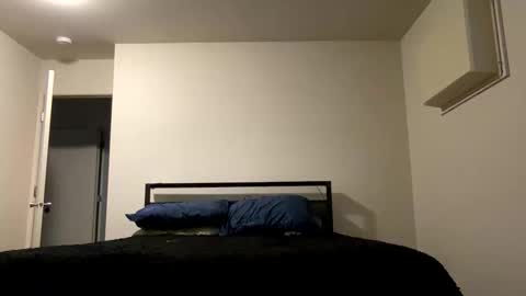 lyssaandslim online show from 9, 3, 2026