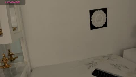 Mila online show from 22, 12, 2025