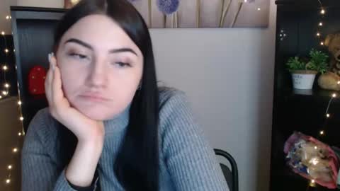 Snapshot of m_i_k_i_ chatting on 19, 1, 2026 m_i_k_i_ online show from 19, 1, 2026