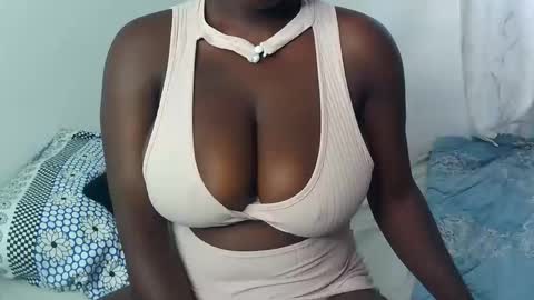 m_tits3 online show from 10, 9, 2025