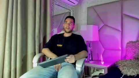 Snapshot of maatt_de_luca chatting on 12, 9, 2025 Matt De Luca online show from 12, 9, 2025