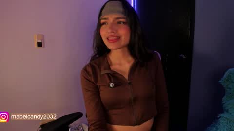 Snapshot of mabel_candy chatting on 19, 2, 2026 Mabel Candy online show from 19, 2, 2026