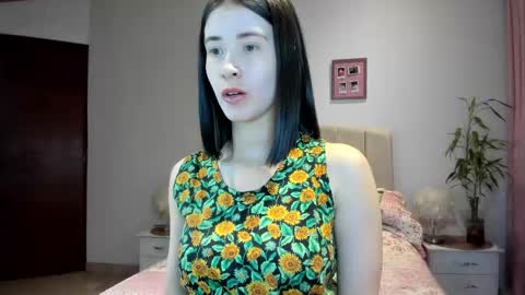 Macarena online show from 10, 10, 2025