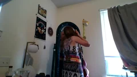 maceyloves online show from 22, 3, 2026