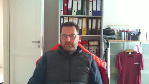 Snapshot of macfly67 chatting on 28, 2, 2025 macfly67 online show from 28, 2, 2025