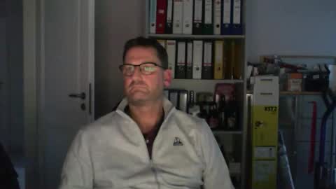 Snapshot of macfly67 chatting on 1, 2, 2026 macfly67 online show from 1, 2, 2026