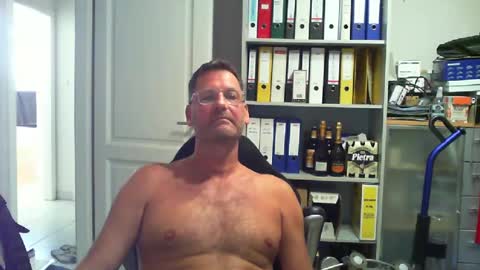 macfly67 online show from 12, 7, 2026
