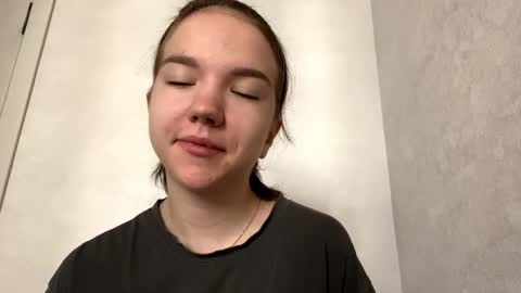 Snapshot of machellebazaldua chatting on 9, 5, 2026 Mila online show from 9, 5, 2026