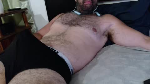 machoathome online show from 8, 4, 2026