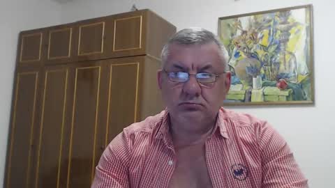 Macho online show from 1, 3, 2025