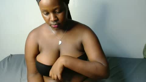 Snapshot of macie_smith chatting on 31, 3, 2026 smith online show from 31, 3, 2026