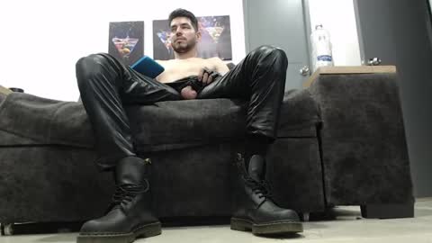 Snapshot of mack_daniels chatting on 28, 5, 2026 instagram mackdanielsx online show from 28, 5, 2026