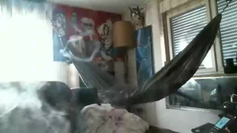 Snapshot of mad_dem0n chatting on 4, 2, 2025 Manuel online show from 4, 2, 2025