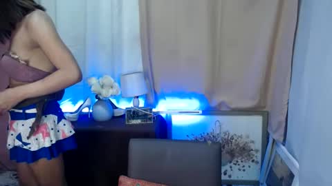 Snapshot of madalina1992 chatting on 13, 1, 2025 madalina1992 online show from 13, 1, 2025