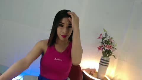 Snapshot of madalina1992 chatting on 12, 2, 2025 madalina1992 online show from 12, 2, 2025