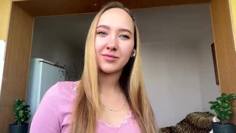 Snapshot of madalyneaks chatting on 25, 3, 2026 Lilo online show from 25, 3, 2026