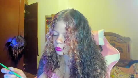 Snapshot of madam_sativa chatting on 12, 2, 2025 di online show from 12, 2, 2025