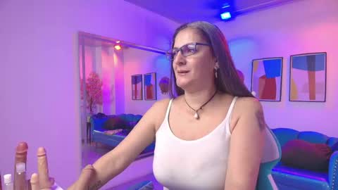 Snapshot of madame_scarllet chatting on 21, 4, 2026 Madame Scarllet online show from 21, 4, 2026
