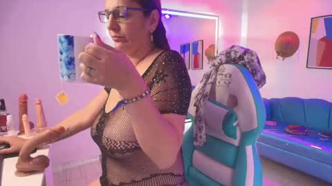 Snapshot of madame_scarllet chatting on 23, 4, 2026 Madame Scarllet online show from 23, 4, 2026