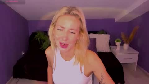 Evelyn online show from 5, 10, 2025