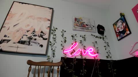 Snapshot of maddi_avalon chatting on 27, 2, 2025 Maddi Avalon online show from 27, 2, 2025