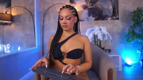 Snapshot of maddiebryggs chatting on 30, 5, 2026 Maddie online show from 30, 5, 2026