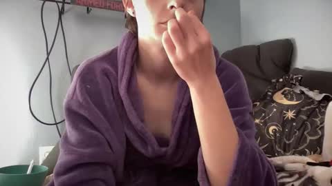 Snapshot of maddlips chatting on 5, 1, 2026 Rat Boy online show from 5, 1, 2026