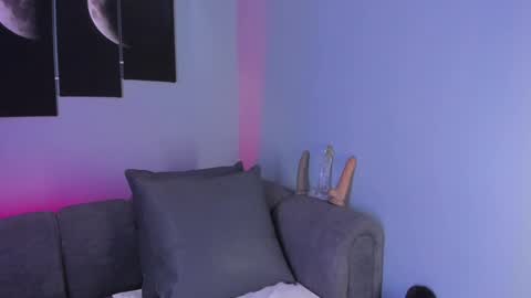 Snapshot of maddy_walker chatting on 20, 1, 2025 Maddy online show from 20, 1, 2025