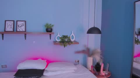 Maddy  online show from 9, 11, 2025