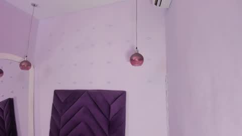 maddyjohnsonn online show from 29, 9, 2025