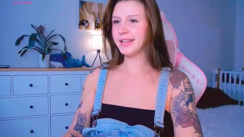 Snapshot of made_by_heaven chatting on 18, 9, 2025 Rada online show from 18, 9, 2025