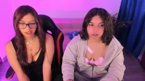 madelaine_taylor online show from 15, 11, 2025