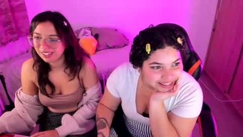 Snapshot of madelaine_taylor chatting on 7, 7, 2026 madelaine_taylor online show from 7, 7, 2026