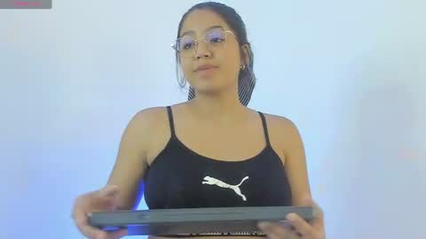 Snapshot of madelayn_torres chatting on 14, 6, 2026 madelayn_torres online show from 14, 6, 2026