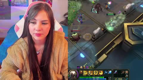 Snapshot of madeleine_shinobi chatting on 22, 12, 2024 Emily Only Fans online show from 22, 12, 2024