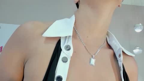  Madeline  online show from 25, 3, 2026