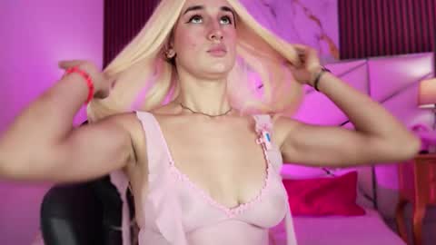 Madeline  online show from 27, 2, 2026